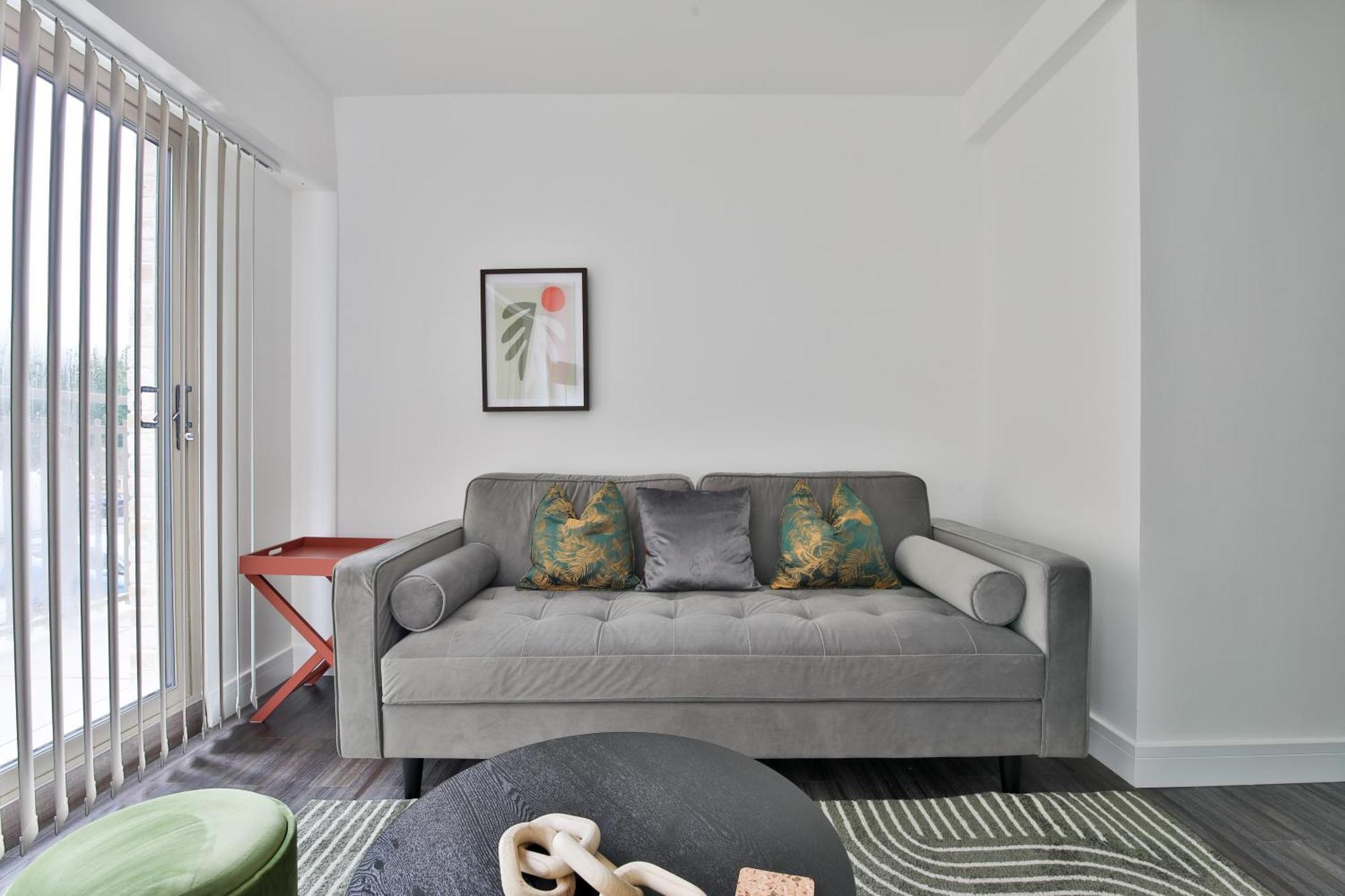 Amber Vista 2 Bedroom Apartments- Supermarket, Coffee Shop, Restaurants & Parking Below Cardiff Eksteriør bilde